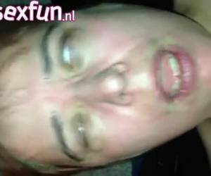 Een horror orgasme door fisting.