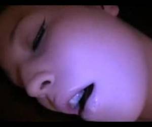 Deze mooie meid kan heerlijk pijpen