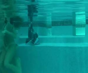 Neuken in het zwembad