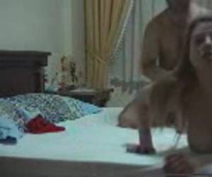 Amateurstelletje betrapt op de slaapkamer