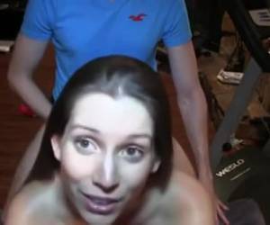 Redelijk zedig begin van amateur sex vid