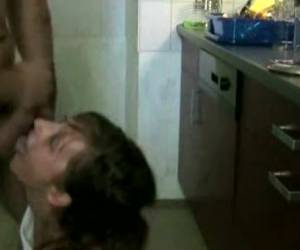 In de keuken moet je geil neuken