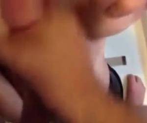 Privefilmpje- Over lekkere borsten spuiten